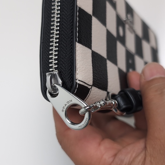 Coach CR622 Long Zip Around Wallet With Checkerboard Print BLACK( Last One) - Picture 5 of 12